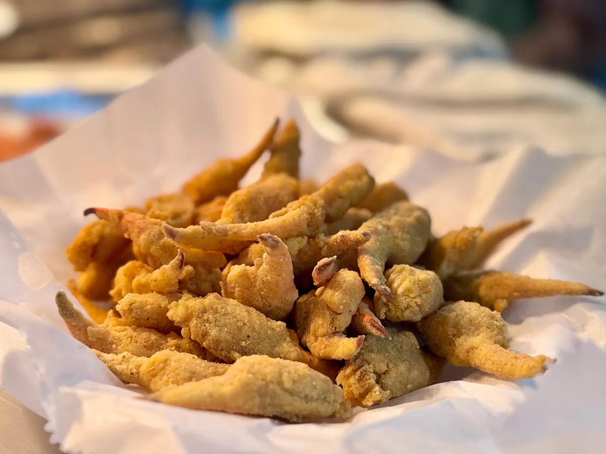 fried crab claw at Seagull Seafood，a Seafood Restaurant in Mobile